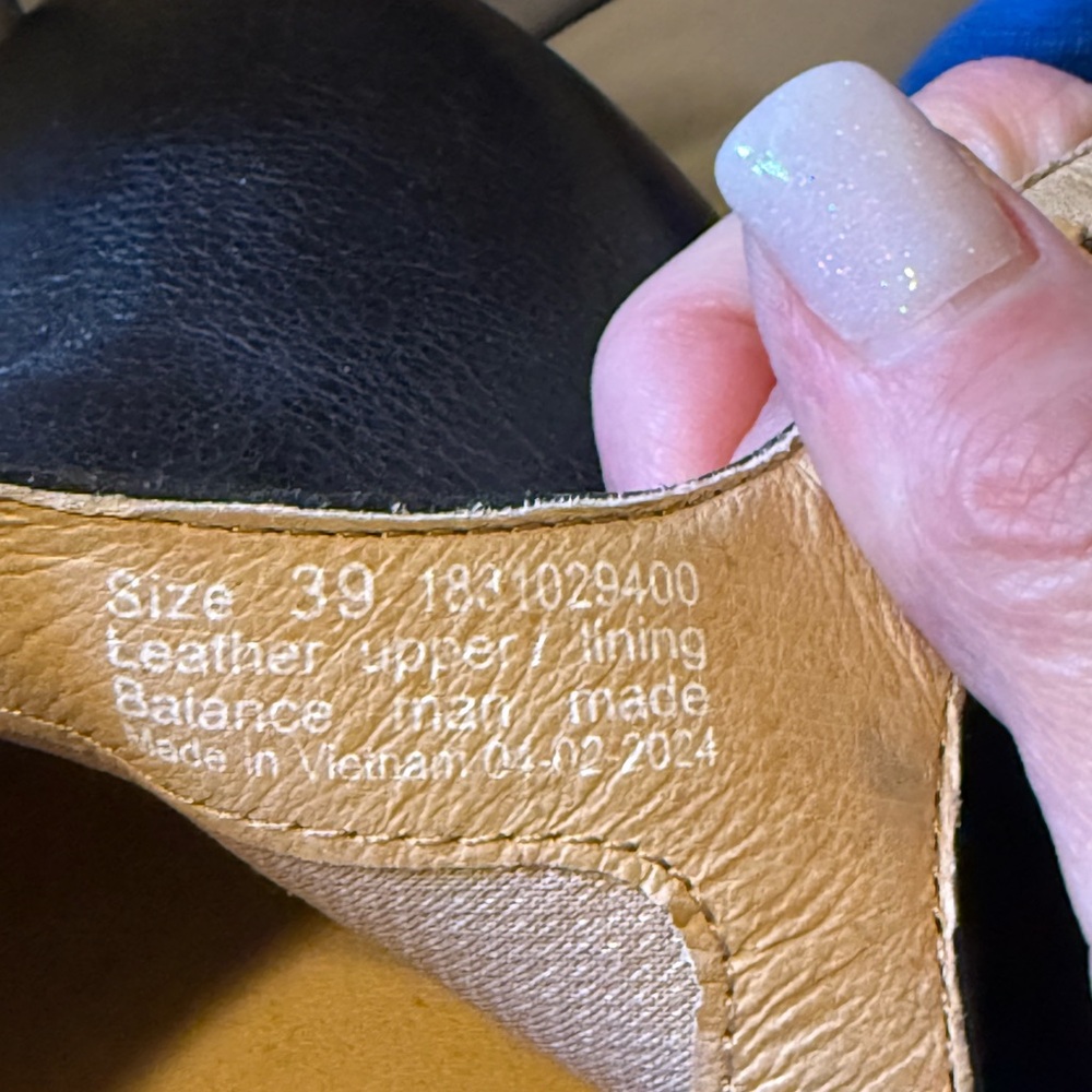 Dansko Black Leather Heeled Mules - Picture 8 of 9